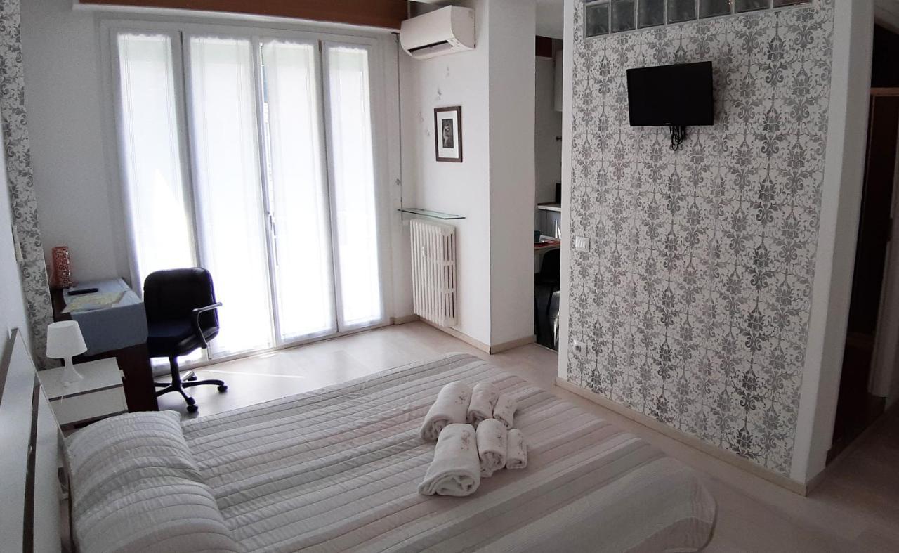 Manzoni Residence Como Zewnętrze zdjęcie